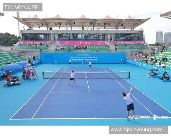 广州网球队的速度之谜：网球巨献背后的训练与技巧探讨