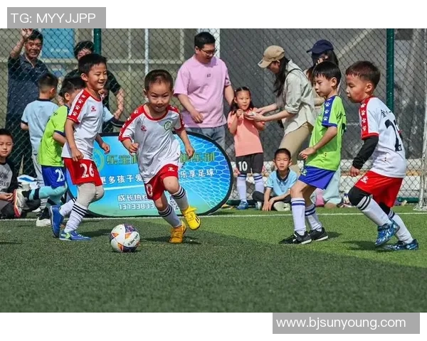 憨憨足球:在欢笑与激情中追逐梦想的绿茵之旅 憨憨足球:在欢笑与激情中追逐梦想的绿茵之旅