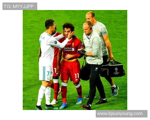 足球妖人集锦：那些年我们追逐的天才少年与他们的传奇瞬间