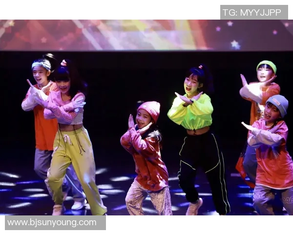 与吴丽对话：探索她的街舞生涯与梦想追逐之路