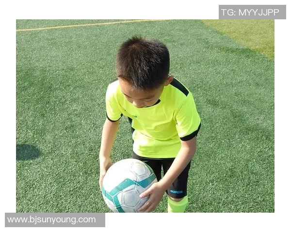 探索欧克足球的魅力与发展潜力助力青少年足球梦想成真