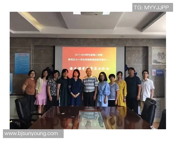 足球埃莫森：从青训新星到职业联赛的璀璨之路与未来展望