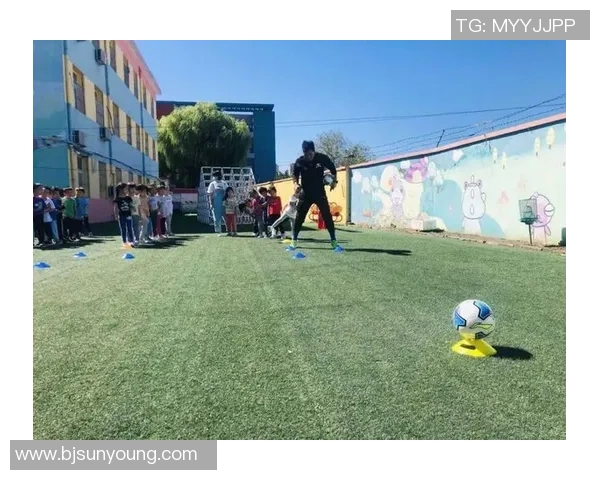 足球开课新体验让孩子们在快乐中成长与学习技巧